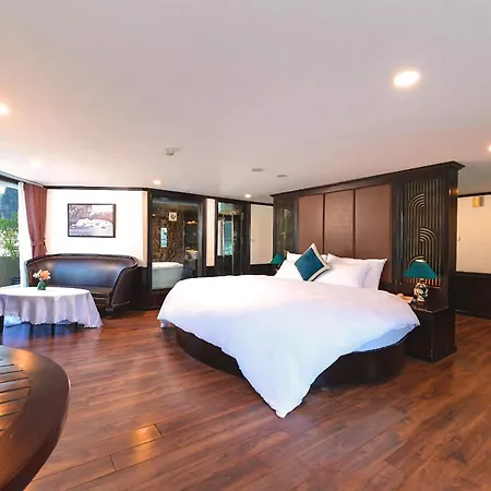Amanda Halong Cruise Hotel