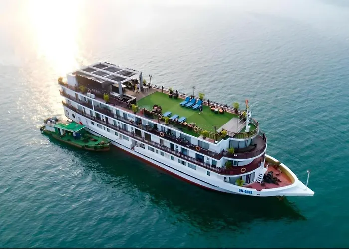 Botel Amanda Cruise Bay Hạ Long